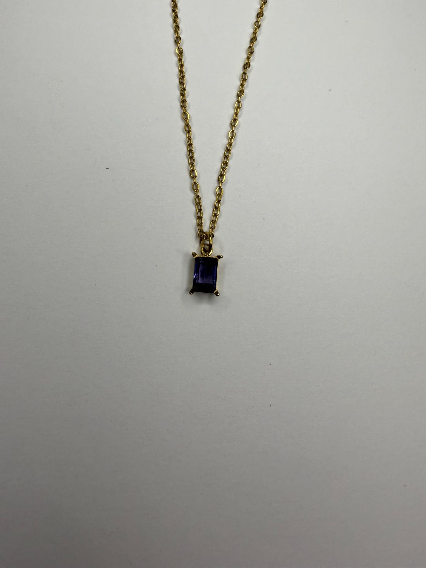 Collana con Catenina Placcata Oro 18k e Ciondolo con Zirconi Colorati Gioiello Elegante, Brillante e Perfetto per Ogni Occasione, chic