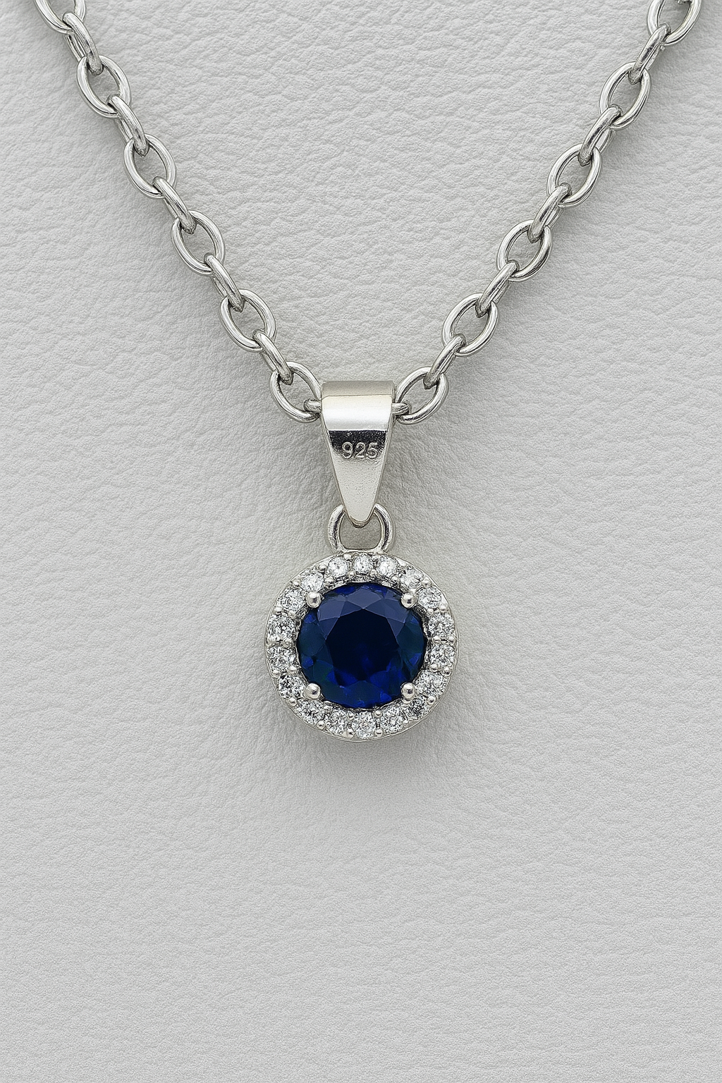 Ciondolo in Argento 925 con Zirconi e Pietra Blu