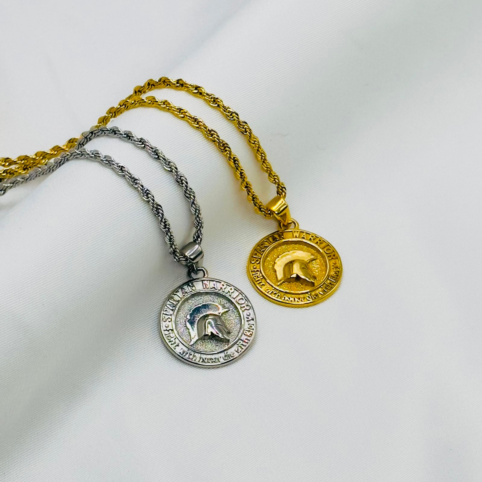 Collana Icons Medaglia Elmo Spartano