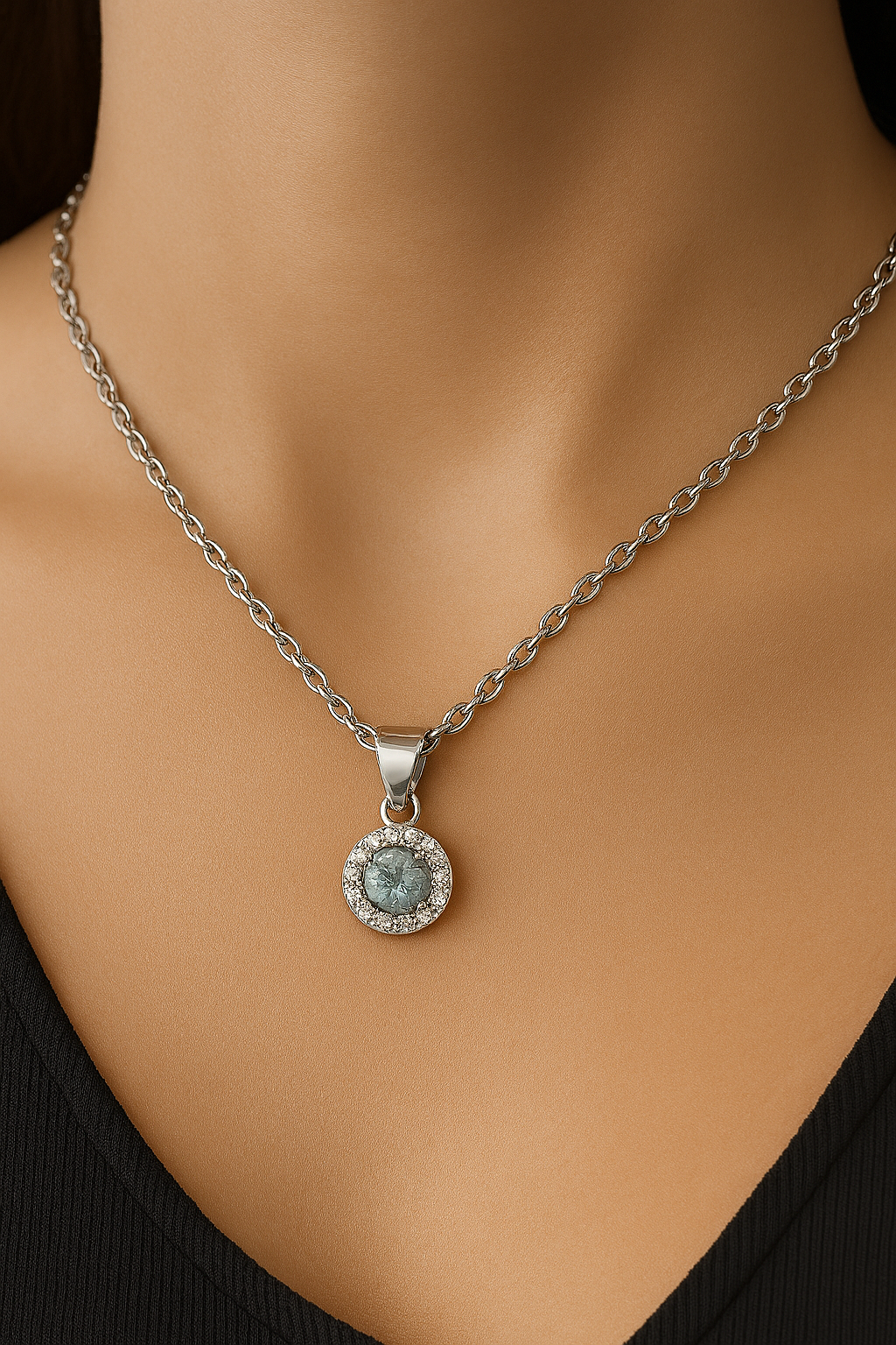 Collana in Argento 925 con Pendente Acquamarina e Zirconi