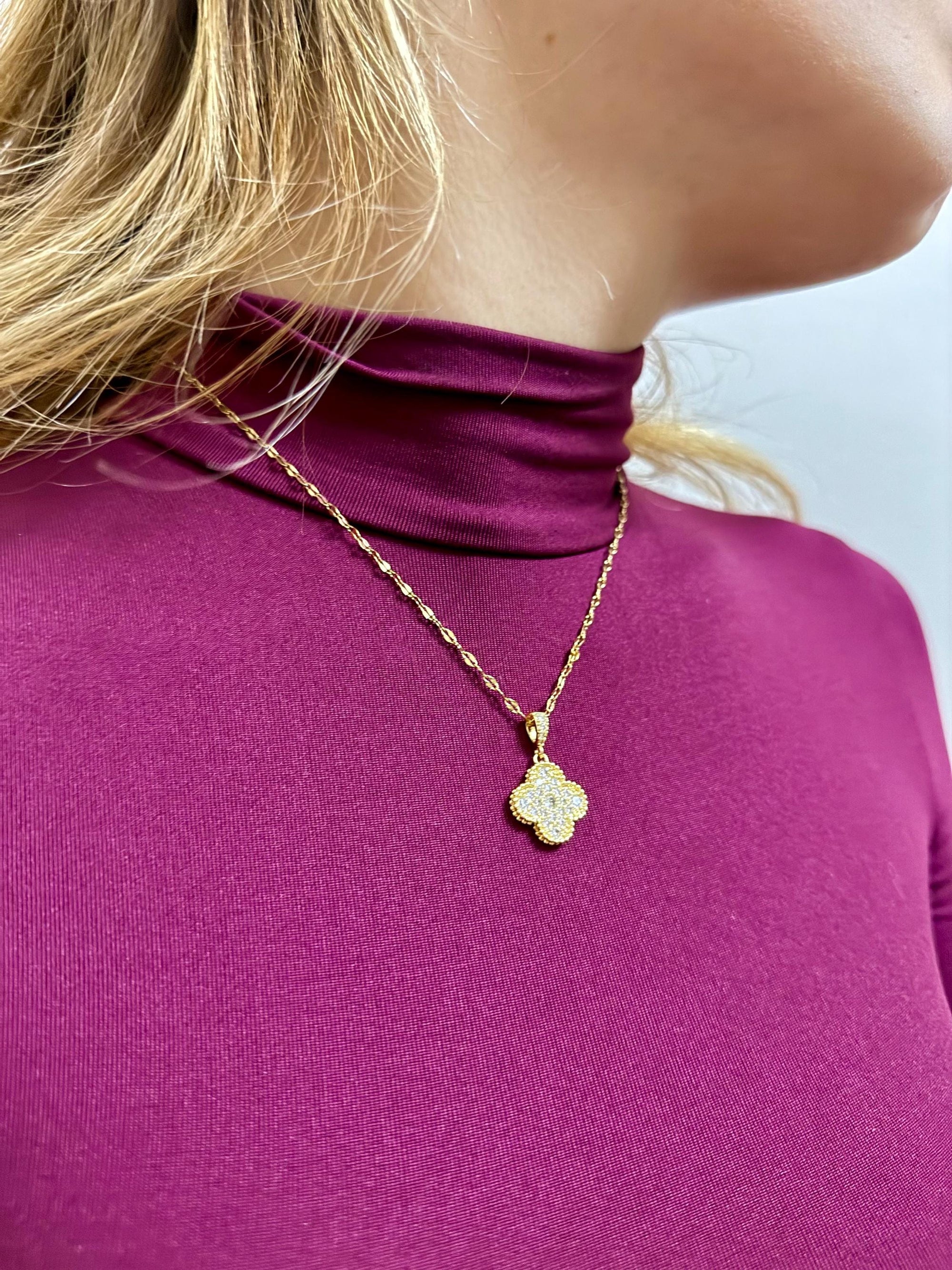 Collana con Ciondolo fortuna e Zirconi Brillanti  Eleganza e Portafortuna, regalo per lei , san valentino , collana donna